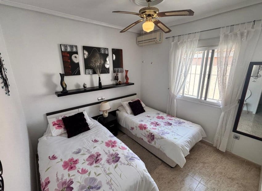 2 chambre Maison de Ville à vendre à Dona Pepa avec piscine - 164 995 € (Ref: 9735880)