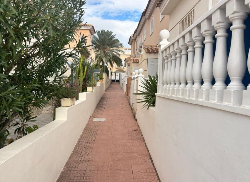 2 chambre Maison de Ville à vendre à Dona Pepa avec piscine - 164 995 € (Ref: 9735880)