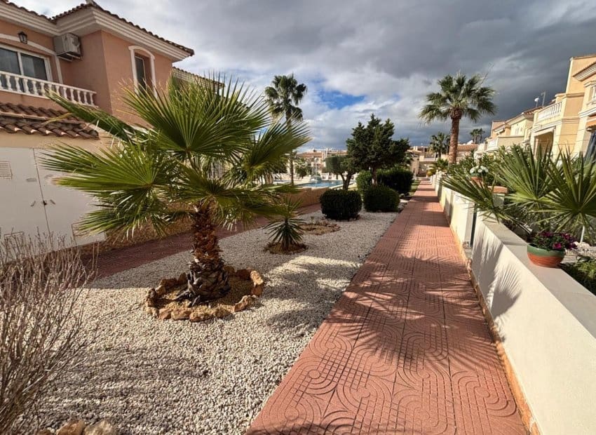 2 chambre Maison de Ville à vendre à Dona Pepa avec piscine - 164 995 € (Ref: 9735880)