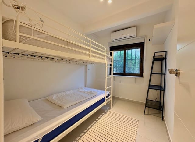 4 soveværelse Lejlighed til salg i Cabo Roig, Orihuela med swimmingpool - € 390.000 (Ref: 9739155)