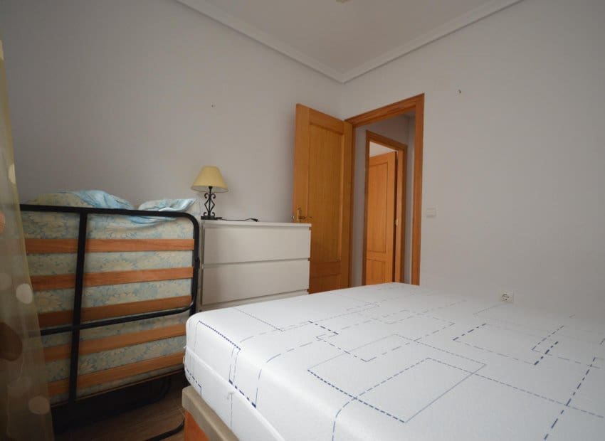 2 bedroom Apartment for sale in Los Palacios - € 95,800 (Ref: 9740219)