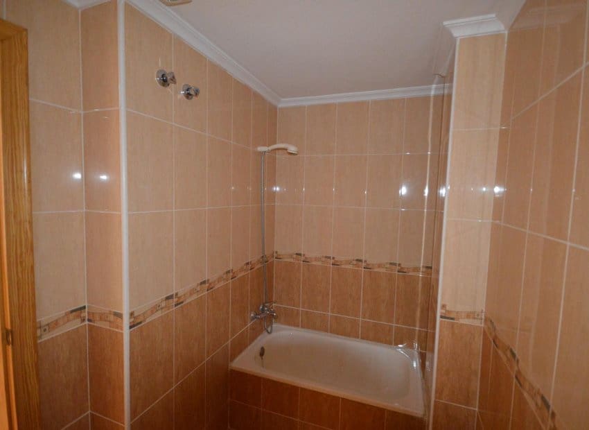 2 bedroom Apartment for sale in Los Palacios - € 95,800 (Ref: 9740219)