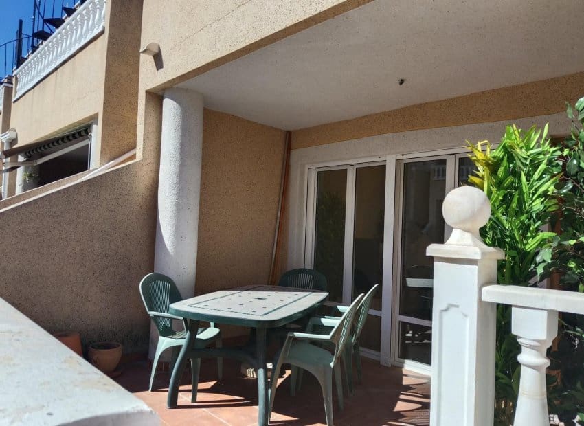 2 bedroom Apartment for sale in Los Palacios - € 95,800 (Ref: 9740219)