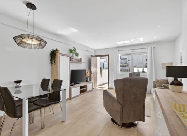 3 slaapkamer Appartement te koop in Aguas Nuevas, Torrevieja met zwembad - € 259.000 (Ref: 9742169)