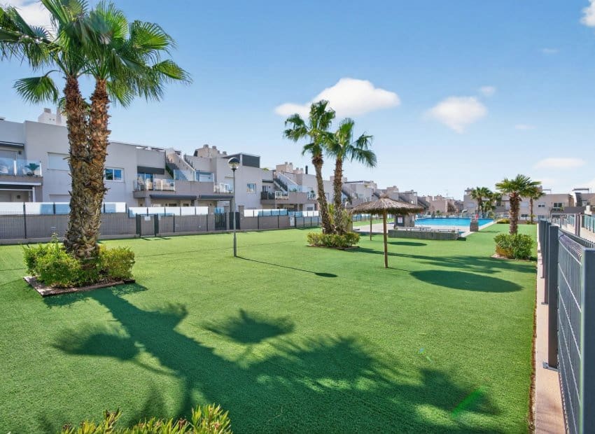 3 slaapkamer Appartement te koop in Aguas Nuevas met zwembad - € 259.000 (Ref: 9742169)