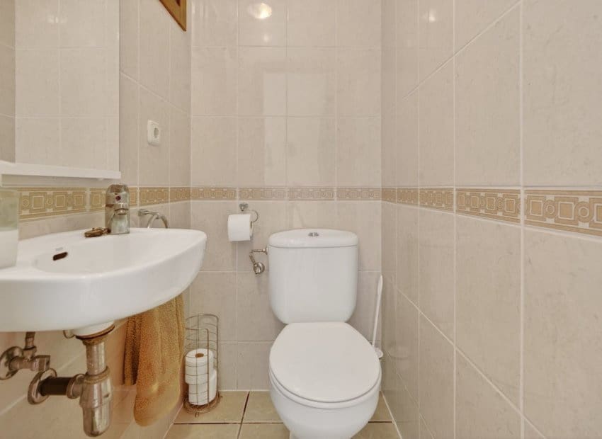 3 bedroom Apartment for sale in Gran Alacant with pool - € 366,000 (Ref: 9742170)