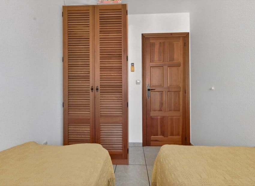 3 bedroom Apartment for sale in Gran Alacant with pool - € 366,000 (Ref: 9742170)