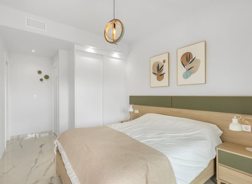 2 bedroom Apartment for sale in Los Altos - € 299,900 (Ref: 9745851)