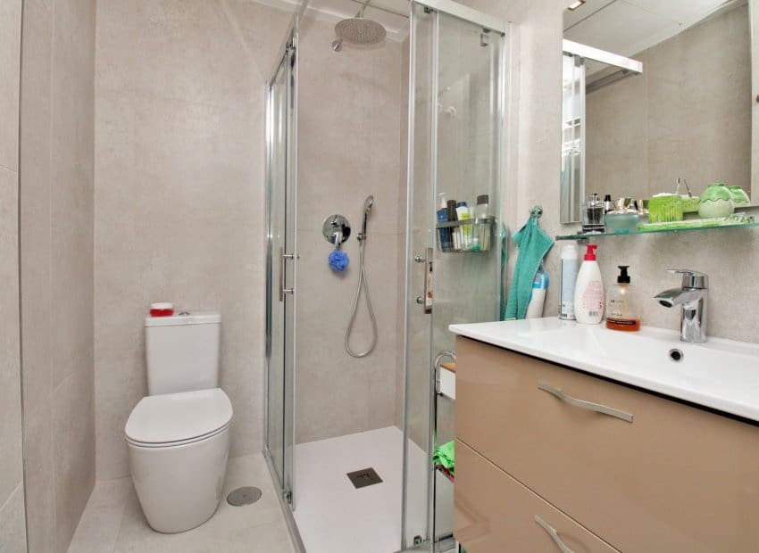 2 soverom Hus til salgs i Villamartin med svømmebasseng - € 294 990 (Ref: 9745852)