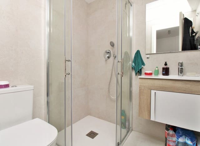 2 soverom Hus til salgs i Villamartin, Orihuela med svømmebasseng - € 294 990 (Ref: 9745852)