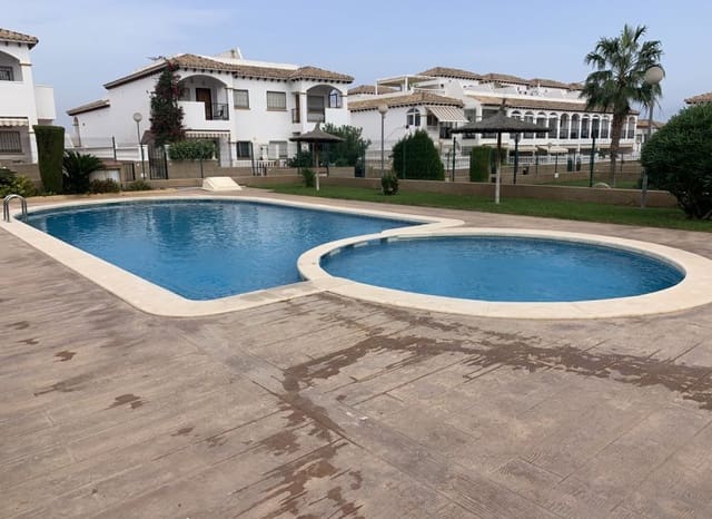 2 makuuhuone Omakotitalo myytävänä paikassa Punta Prima, Orihuela mukana uima-altaan - 189 950 € (Ref: 9745854)