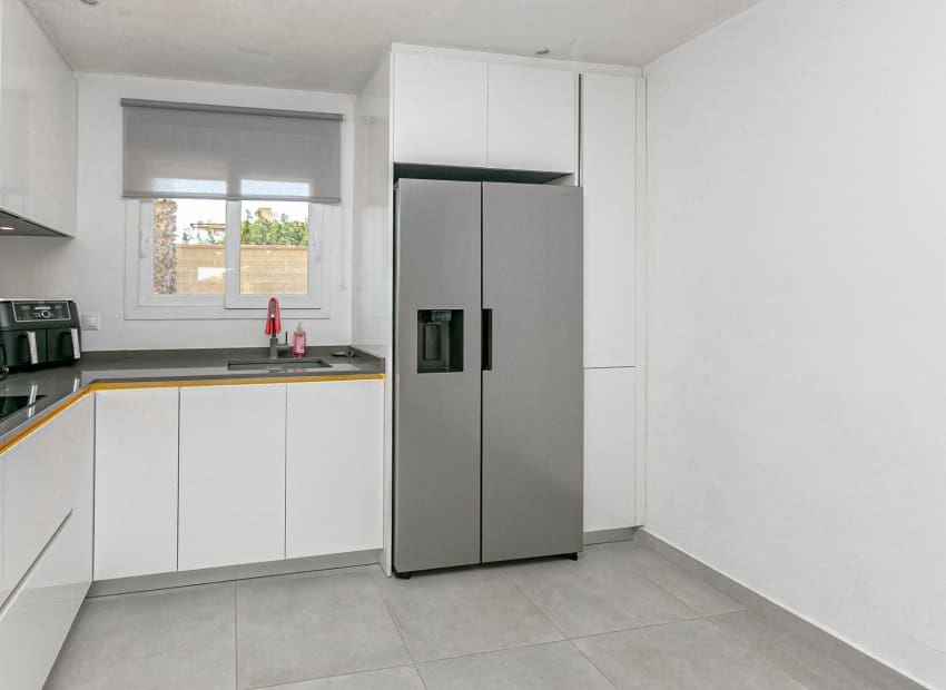 6 soverom Villa til salgs i Orihuela Costa med svømmebasseng - € 799 000 (Ref: 9745855)