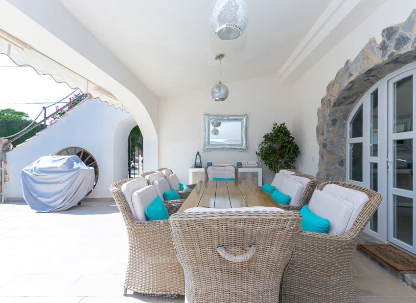 6 soverom Villa til salgs i Orihuela Costa med svømmebasseng - € 799 000 (Ref: 9745855)