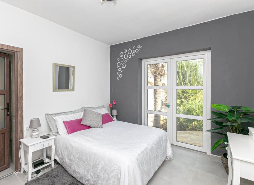 6 soverom Villa til salgs i Orihuela Costa med svømmebasseng - € 799 000 (Ref: 9745855)