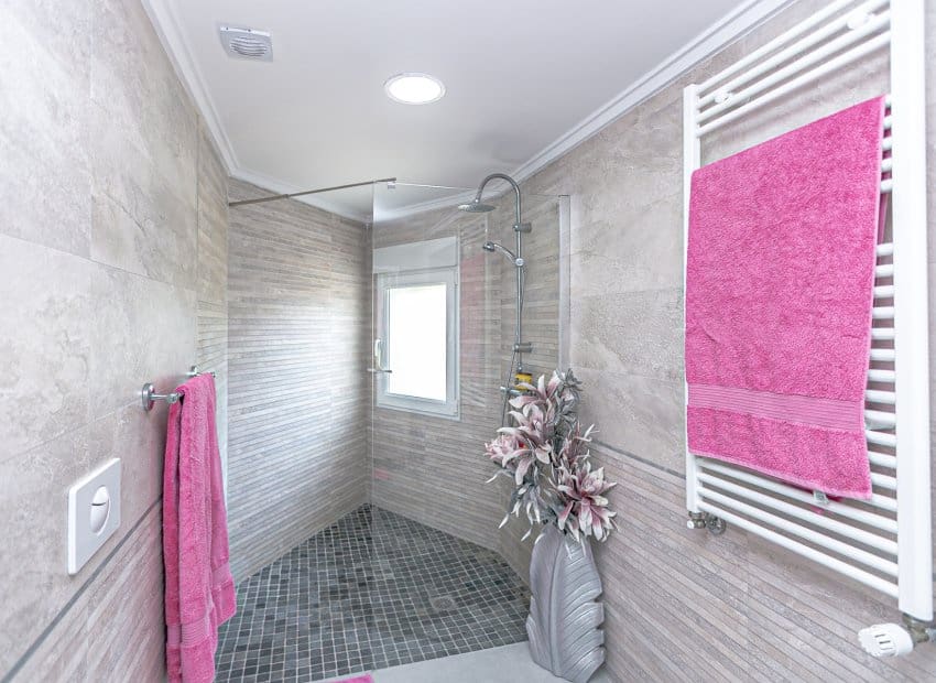 6 soverom Villa til salgs i Orihuela Costa med svømmebasseng - € 799 000 (Ref: 9745855)