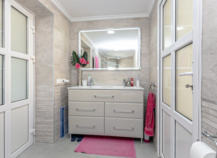 6 soverom Villa til salgs i Orihuela Costa med svømmebasseng - € 799 000 (Ref: 9745855)