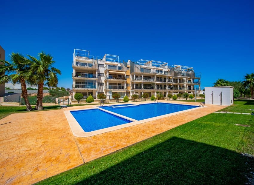 Apartamento de 3 habitaciones en Orihuela Costa en venta con piscina - 348.000 € (Ref: 9745856)