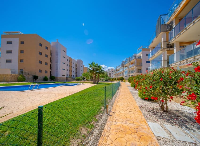 Apartamento de 3 habitaciones en Orihuela Costa en venta con piscina - 348.000 € (Ref: 9745856)