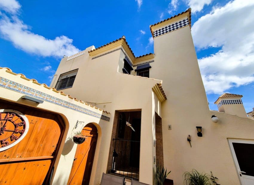 3 chambre Villa/Maison à vendre à San Miguel de Salinas - 269 900 € (Ref: 9745857)