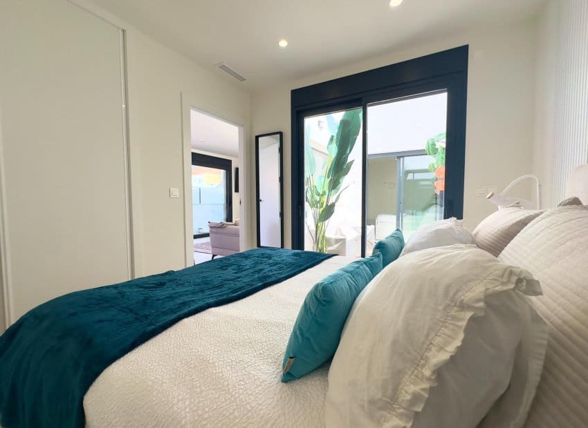 2 bedroom Apartment for sale in San Pedro del Pinatar with pool - € 279,900 (Ref: 9745859)