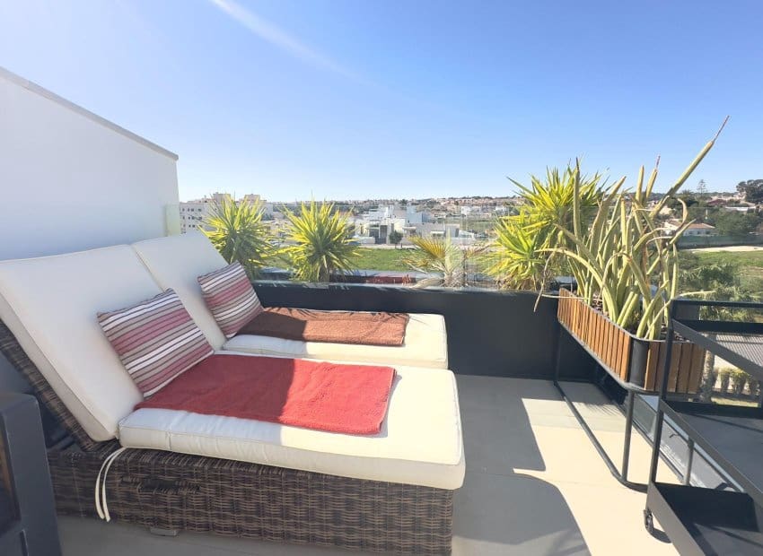 3 soveværelse Lejlighed til salg i Los Dolses med swimmingpool - € 639.000 (Ref: 9747373)