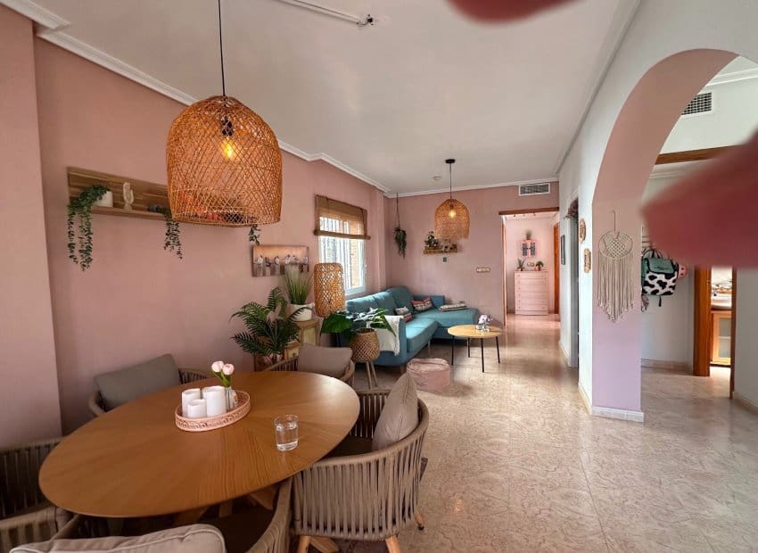 3 bedroom Villa for sale in El Raso with pool - € 220,000 (Ref: 9747374)