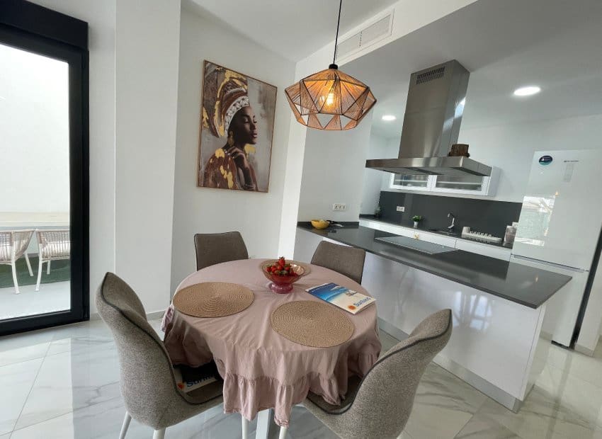 3 bedroom Villa for sale in Benijofar with pool - € 379,990 (Ref: 9747376)