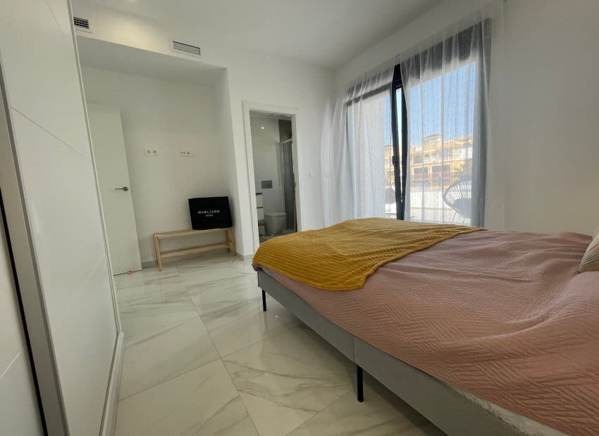 3 bedroom Villa for sale in Benijofar with pool - € 379,990 (Ref: 9747376)