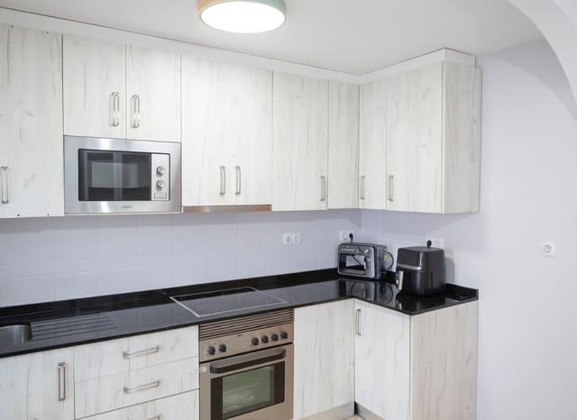 Casa de 4 habitaciones en Ciudad, San Javier en venta con piscina - 255.000 € (Ref: 9747377)