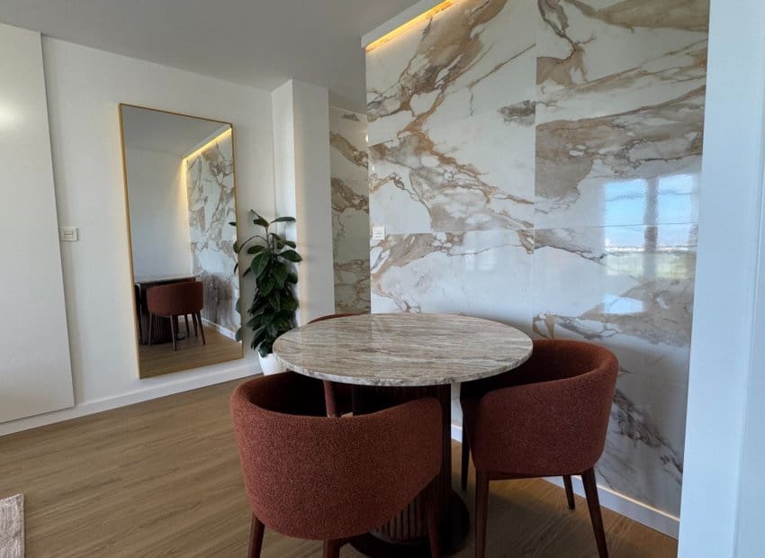 2 slaapkamer Appartement te koop in Punta Prima - € 249.000 (Ref: 9747378)