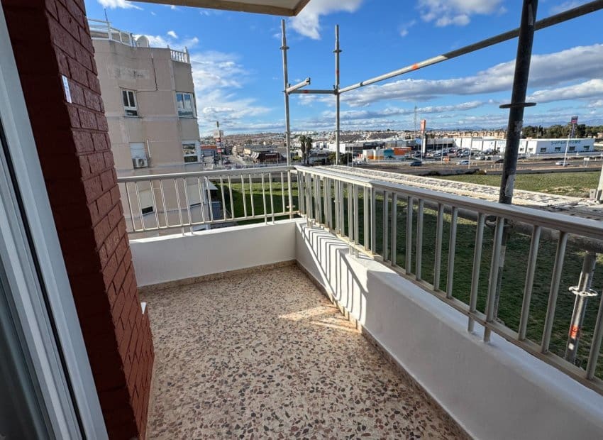 2 slaapkamer Appartement te koop in Punta Prima - € 249.000 (Ref: 9747378)
