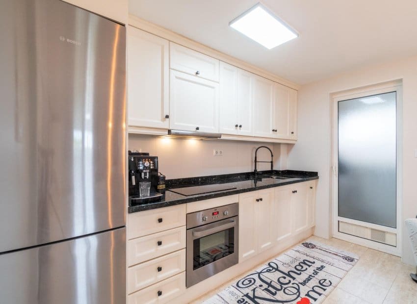 3 makuuhuone Huvila myytävänä paikassa Orihuela Costa mukana uima-altaan - 279 000 € (Ref: 9747380)