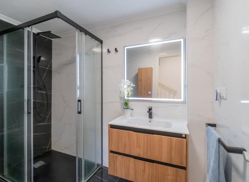 3 makuuhuone Huvila myytävänä paikassa Orihuela Costa mukana uima-altaan - 279 000 € (Ref: 9747380)