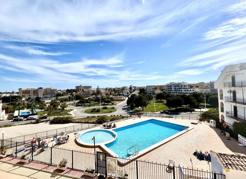 3 chambre Appartement à vendre à La Zenia avec piscine - 205 000 € (Ref: 9748247)