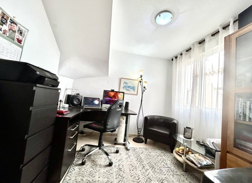 3 chambre Appartement à vendre à La Zenia avec piscine - 205 000 € (Ref: 9748247)