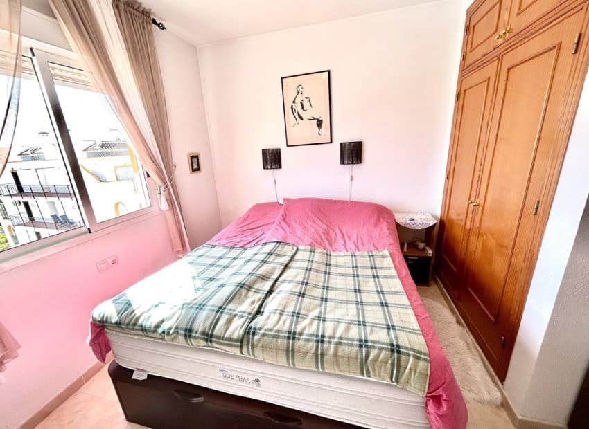 3 chambre Appartement à vendre à La Zenia avec piscine - 205 000 € (Ref: 9748247)