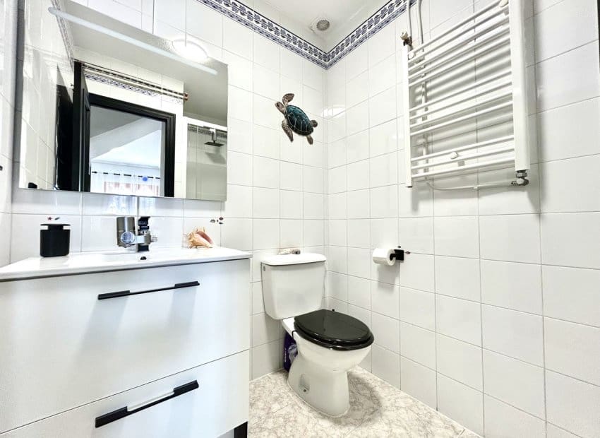 2 sypialnia Dom na sprzedaż w Playa Flamenca z basenem - 259 000 € (Ref: 9748249)