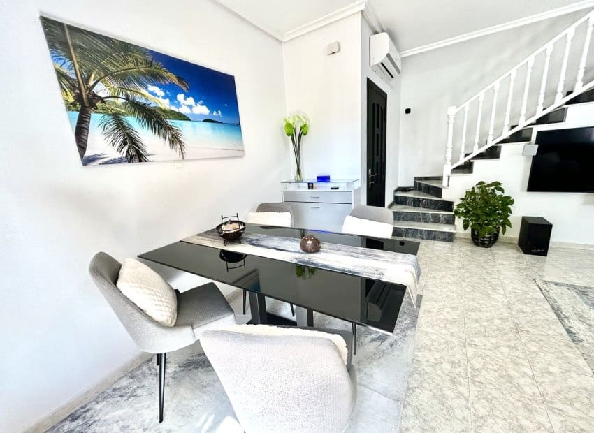 2 sypialnia Dom na sprzedaż w Playa Flamenca z basenem - 259 000 € (Ref: 9748249)