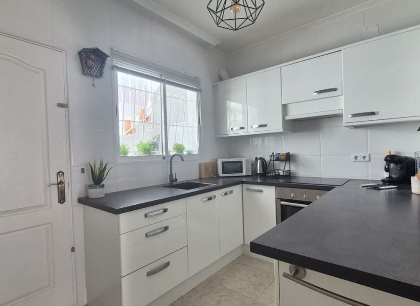 2 soverom Villa til salgs i San Miguel de Salinas med svømmebasseng - € 240 000 (Ref: 9748250)