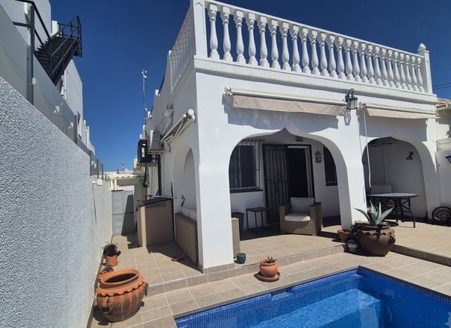2 slaapkamer Villa te koop in San Miguel de Salinas met zwembad - € 240.000 (Ref: 9748250)