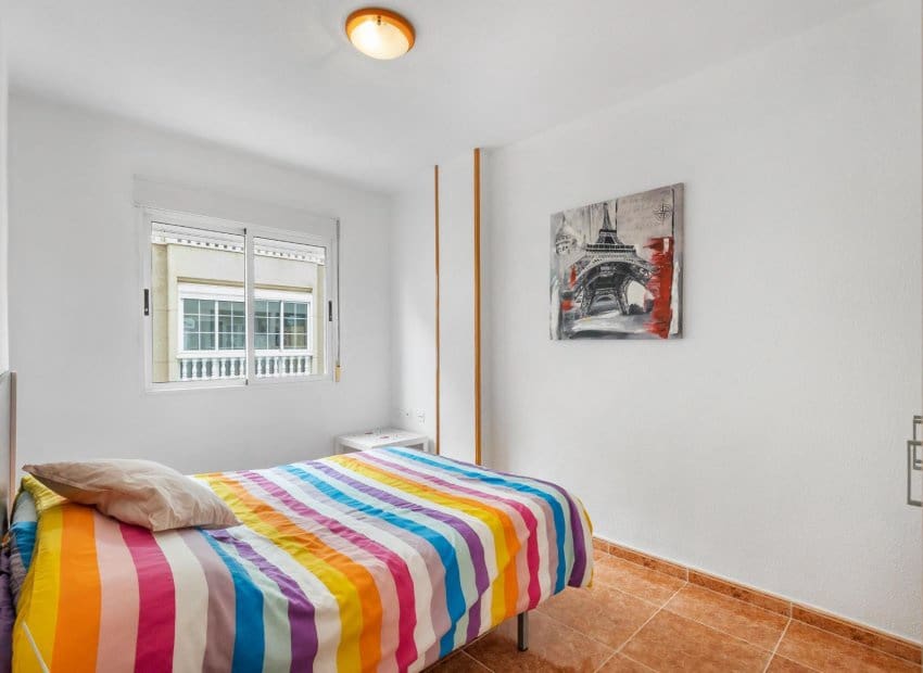 2 soverom Leilighet til salgs i Torrevieja - € 117 500 (Ref: 9752557)