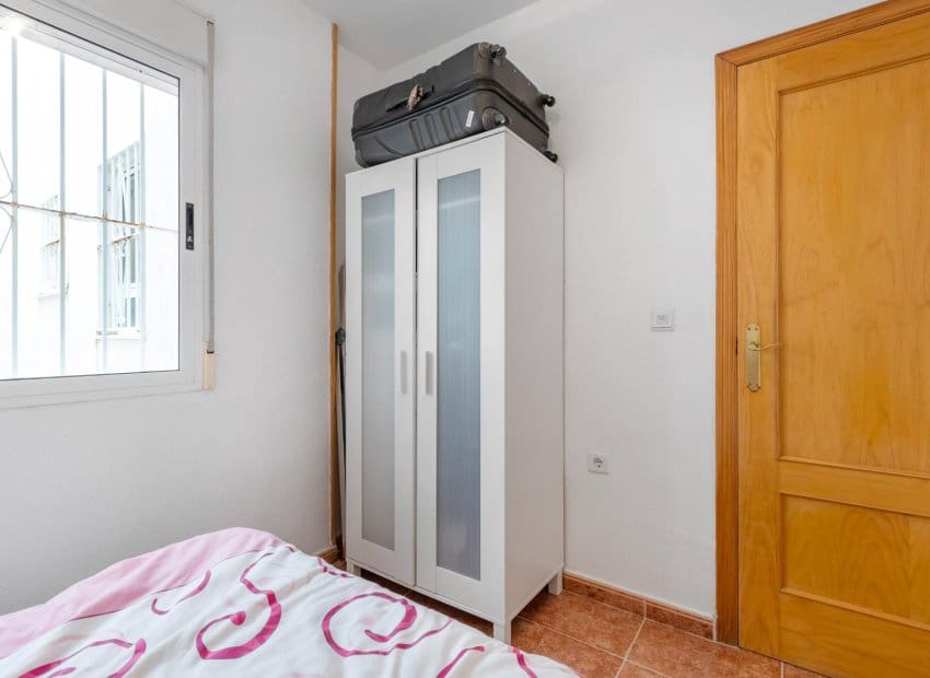 2 soverom Leilighet til salgs i Torrevieja - € 117 500 (Ref: 9752557)