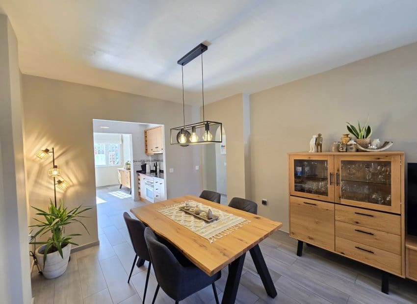 2 makuuhuone Huoneisto myytävänä paikassa Los Altos mukana uima-altaan - 215 000 € (Ref: 9755092)