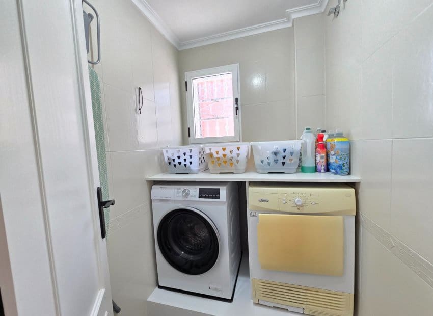 2 makuuhuone Huoneisto myytävänä paikassa Los Altos mukana uima-altaan - 215 000 € (Ref: 9755092)