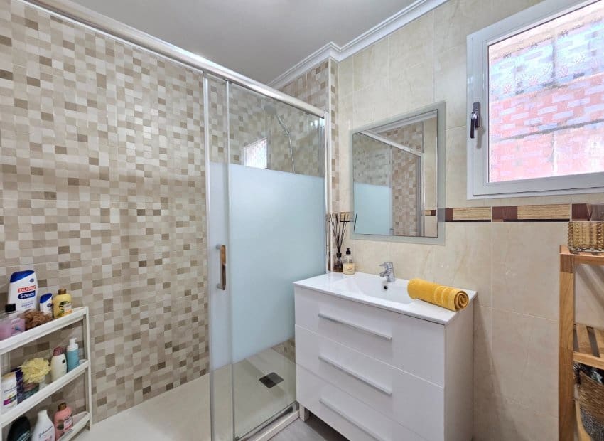 2 makuuhuone Huoneisto myytävänä paikassa Los Altos mukana uima-altaan - 215 000 € (Ref: 9755092)