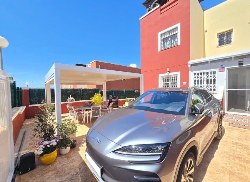 2 makuuhuone Huoneisto myytävänä paikassa Los Altos mukana uima-altaan - 215 000 € (Ref: 9755092)