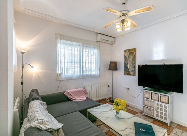 3 soveværelse Byhus til salg i Playa Flamenca, Orihuela med swimmingpool - € 224.500 (Ref: 9756343)