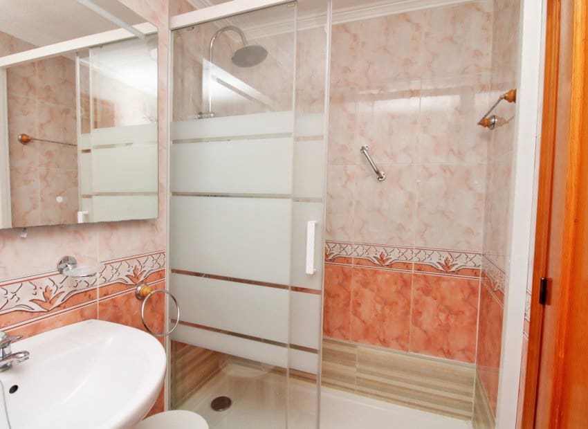 2 slaapkamer Appartement te koop in La Zenia met zwembad - € 159.000 (Ref: 9756344)