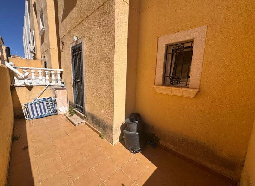 3 soveværelse Byhus til salg i Campoamor med swimmingpool - € 229.995 (Ref: 9761591)