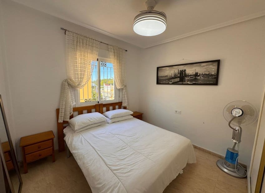 3 soveværelse Byhus til salg i Campoamor med swimmingpool - € 229.995 (Ref: 9761591)